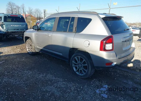 2016 Jeep Compass Sport Se z USA, uszkodzony, nr VIN 1C4NJDBB8GD587608